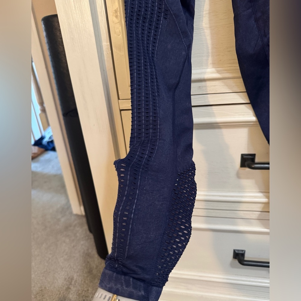 Fabletics Seamless Compression Leggings - Picture 3 of 3